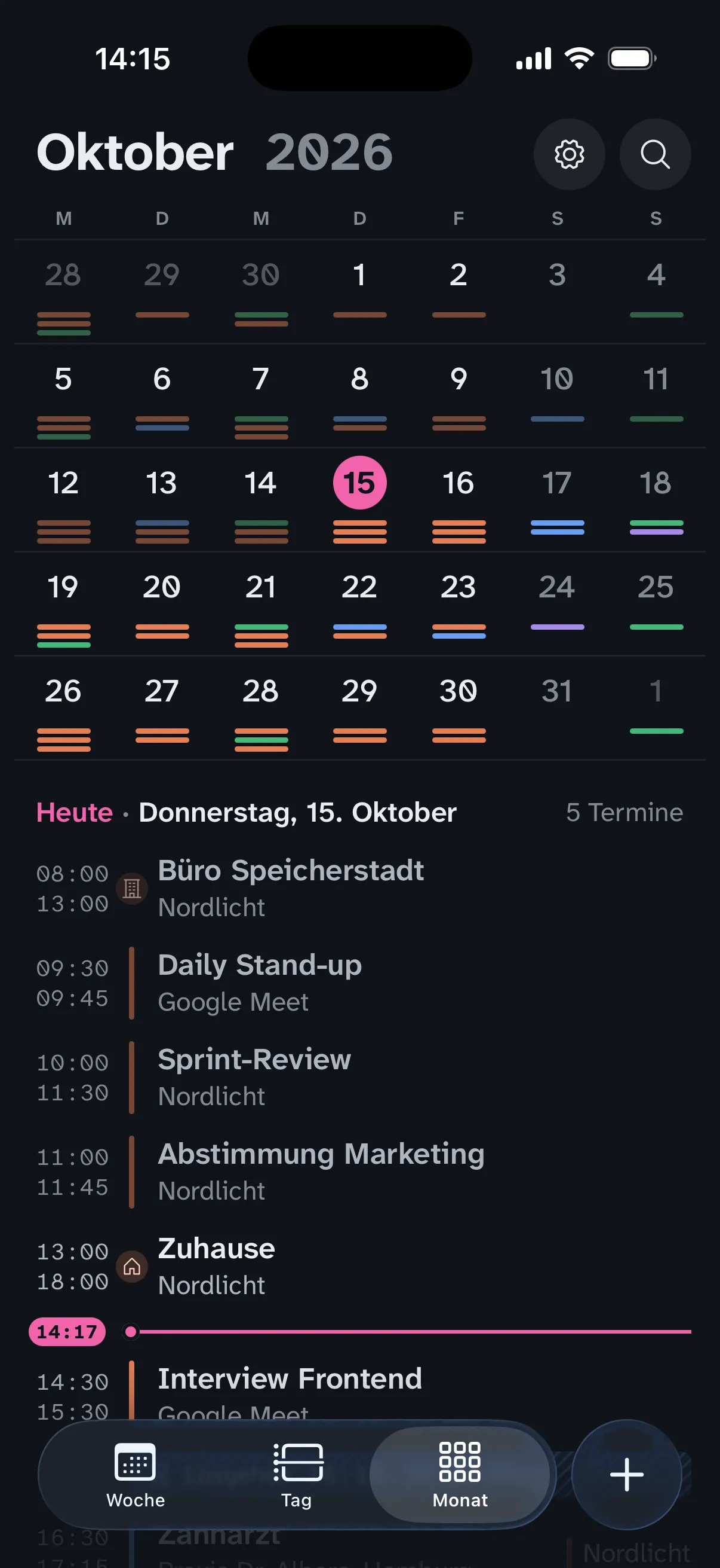 Monatsansicht im dunklen Design mit Tagesliste